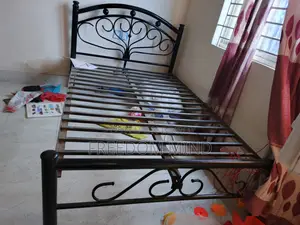 স্টিল বেড