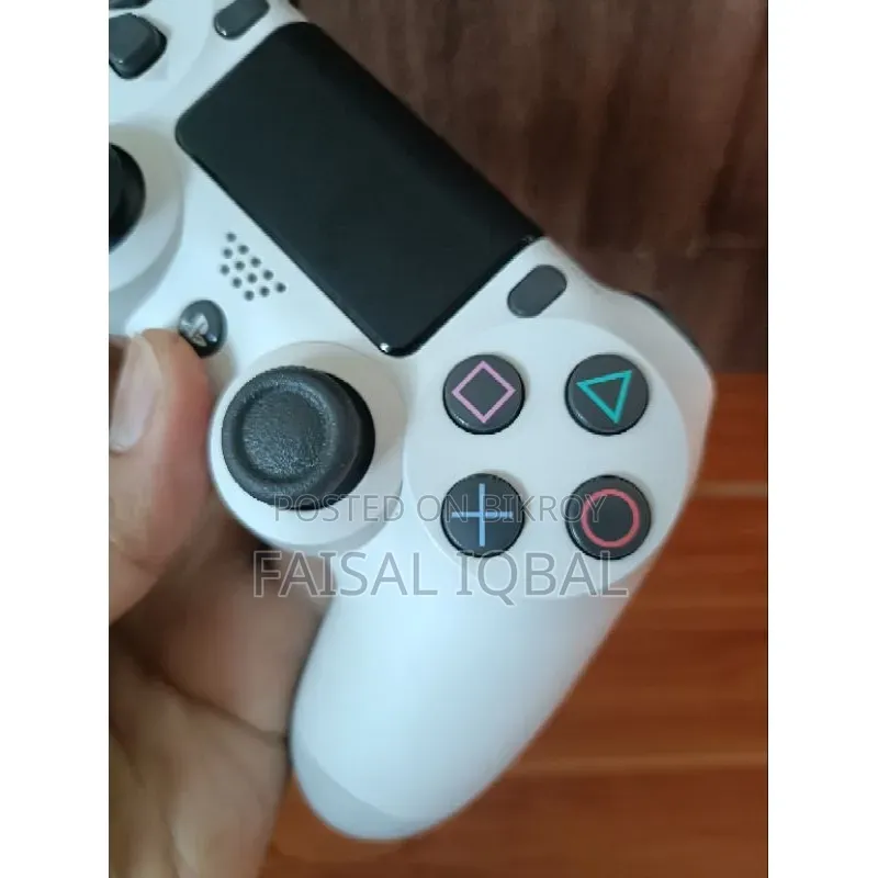 PS4 Gaming Controller