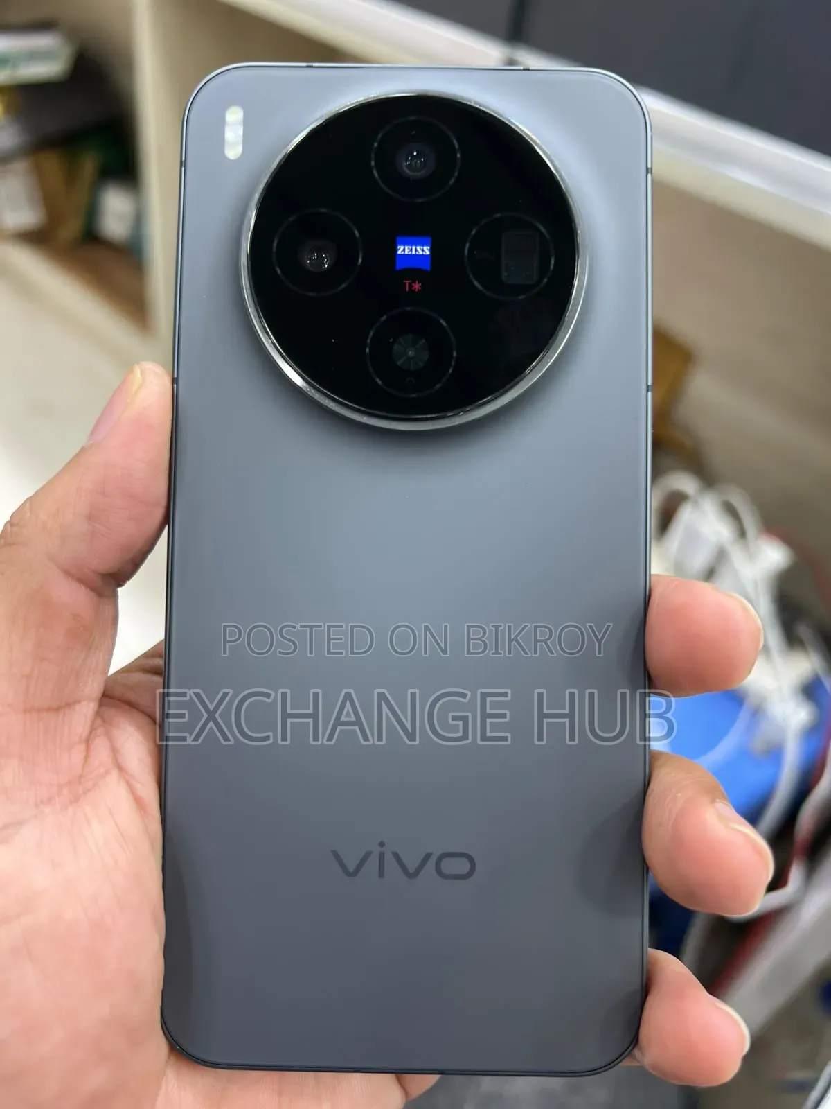 ভিভো এক্স৩০০ ২৫৬ জিবি ব্ল্যাক