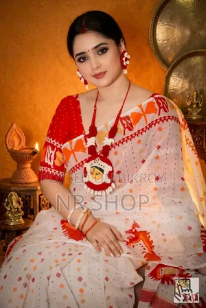 ✨ প্রিমিয়াম হাফ সিল্ক ব্লক প্রিন্ট শাড়ি