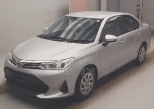 টয়োটা এক্সিও ২০২১ সিলভার