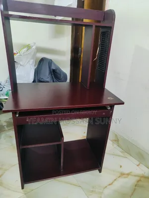 Computer/Study Table (4.5 × 2.5 feet)