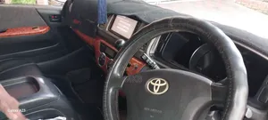Toyota Grand HiAce 2001 Pearl