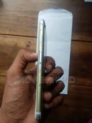 Apple iPhone 6s 64 GB Silver