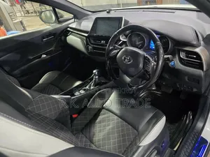 Toyota C-HR 2019 Pearl