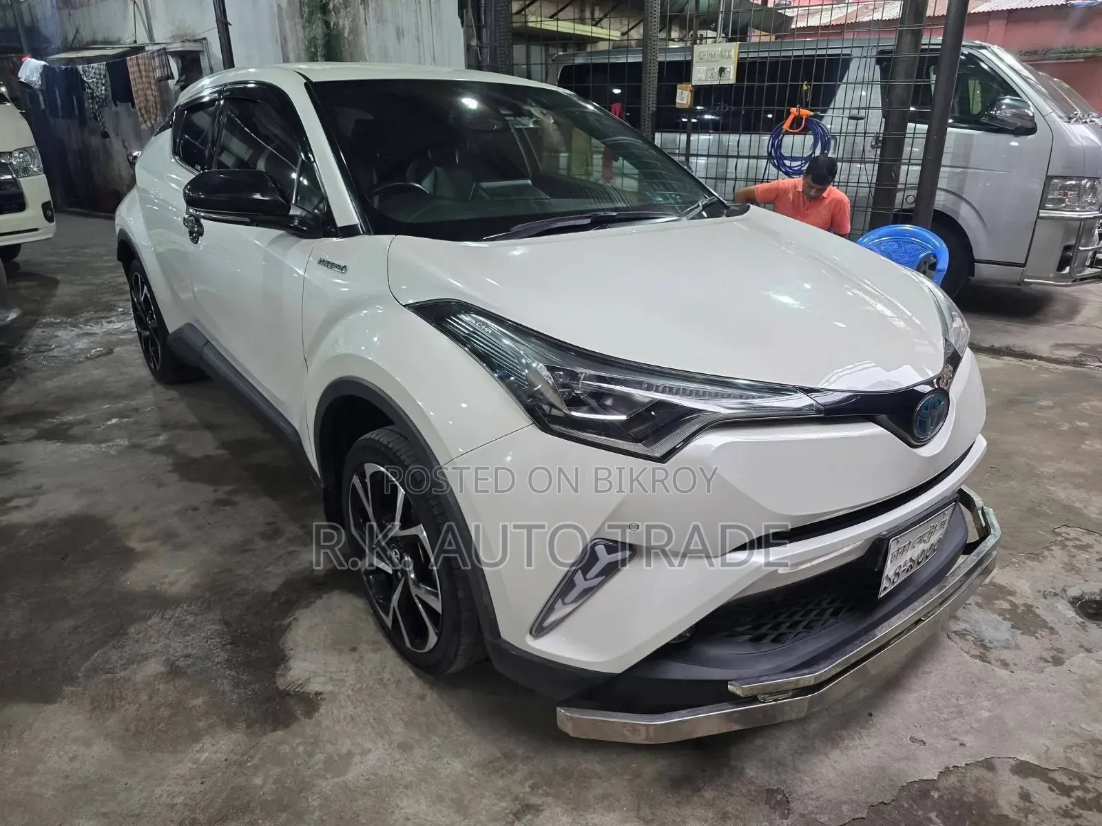 Toyota C-HR 2019 Pearl