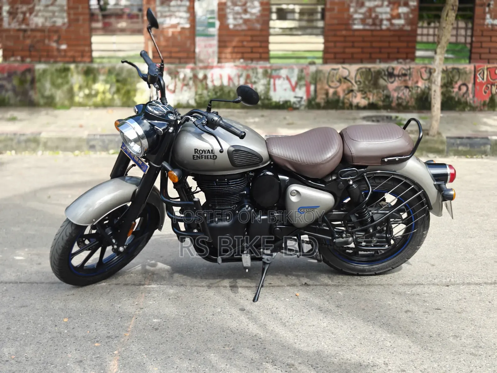 New Royal Enfield Classic 350 2025 Gray
