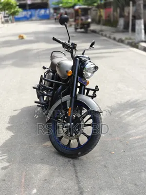 New Royal Enfield Classic 350 2025 Gray
