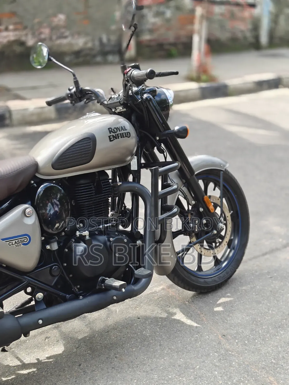 New Royal Enfield Classic 350 2025 Gray