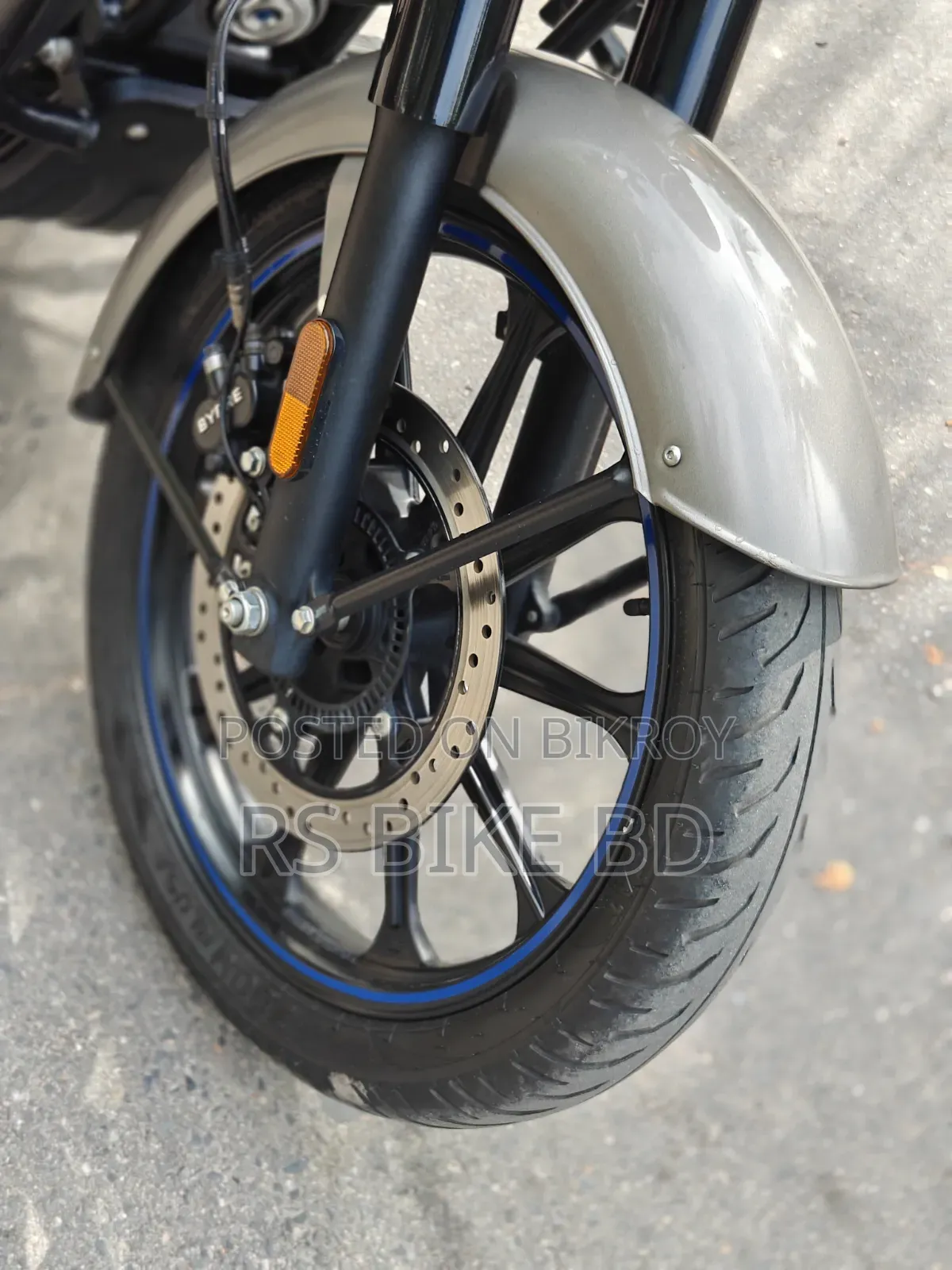 New Royal Enfield Classic 350 2025 Gray