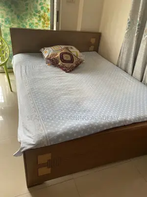 Double Size Bed for Sale