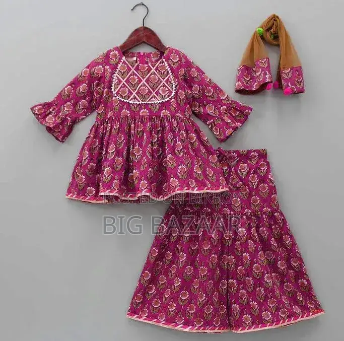 A Great Combination of Style and Comfort – Baby Linen Dress