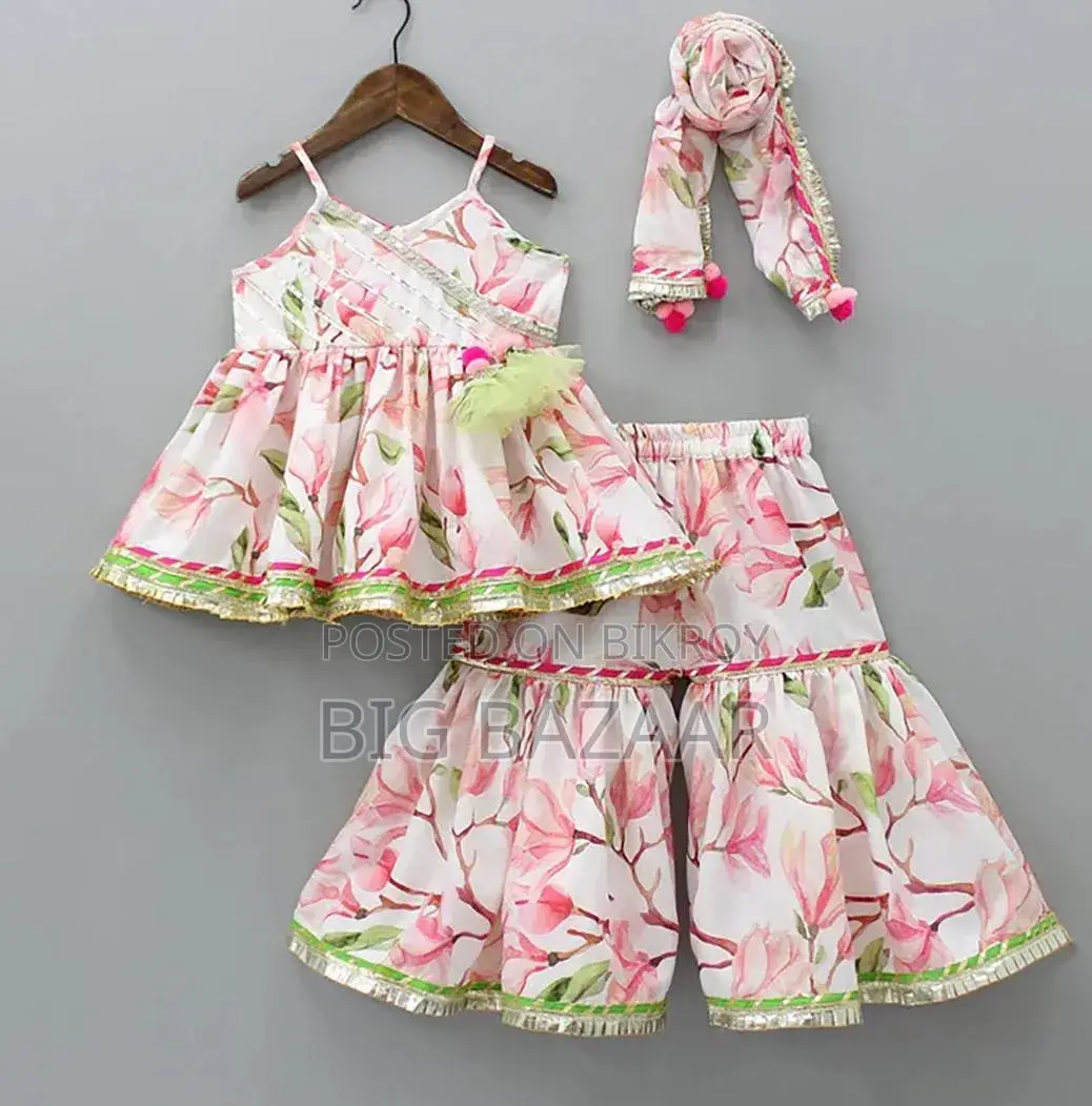A Great Combination of Style and Comfort – Baby Linen Dress