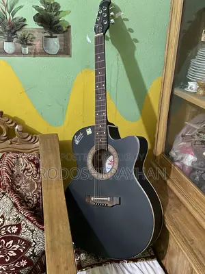 গিটার বিক্রির জন্য