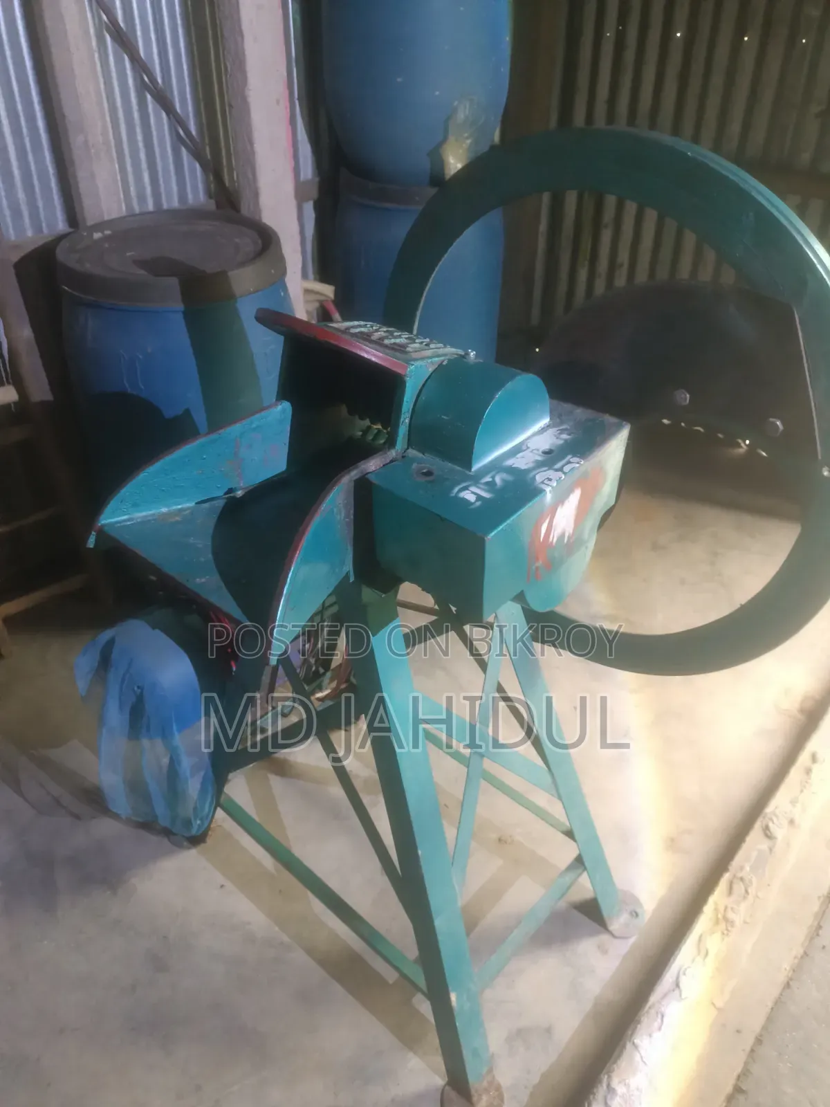 Straw/Grass Cutting Machine with 2 HP ACI Motor for Sale