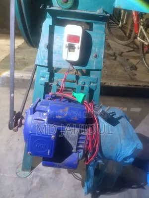 Straw/Grass Cutting Machine with 2 HP ACI Motor for Sale