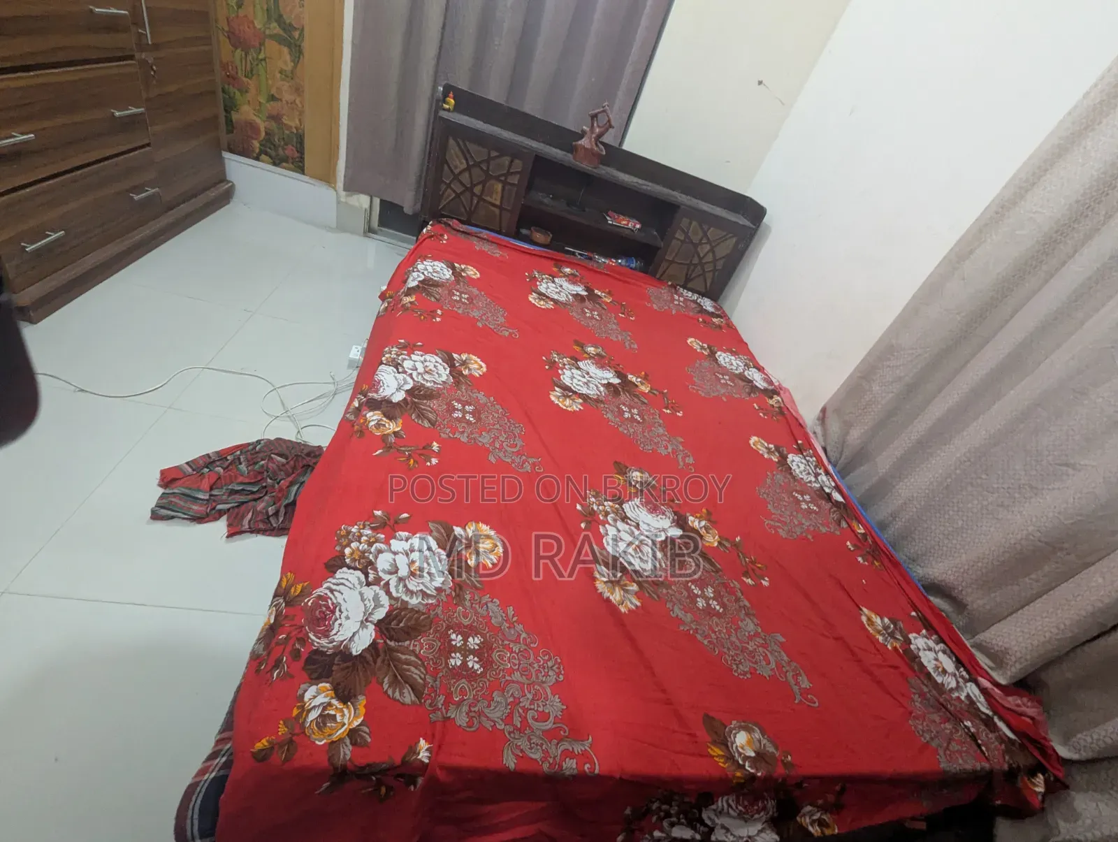 সলিড কাঠের ডাবল বেড | মজবুত ভালো কন্ডিশন | খুলনা