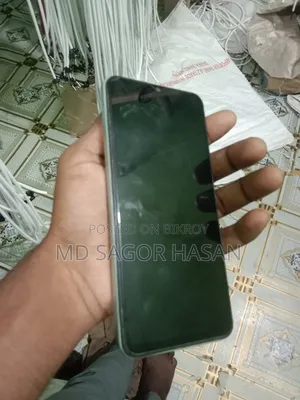 Vivo Y18 128 GB Silver