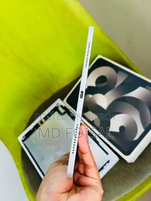 Apple iPad 5 (2022) 64 GB Silver