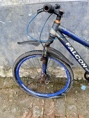 সামনের চাকার টিউব টা পাল্টাই নিতে হবে