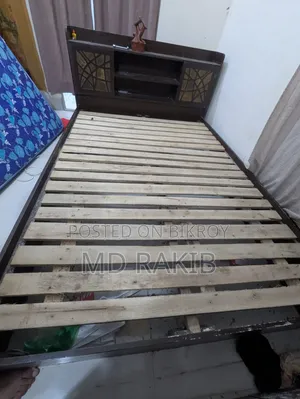 সলিড কাঠের ডাবল বেড | মজবুত ভালো কন্ডিশন | খুলনা