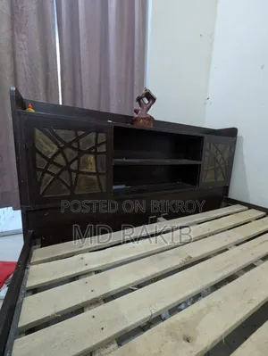 সলিড কাঠের ডাবল বেড | মজবুত ভালো কন্ডিশন | খুলনা