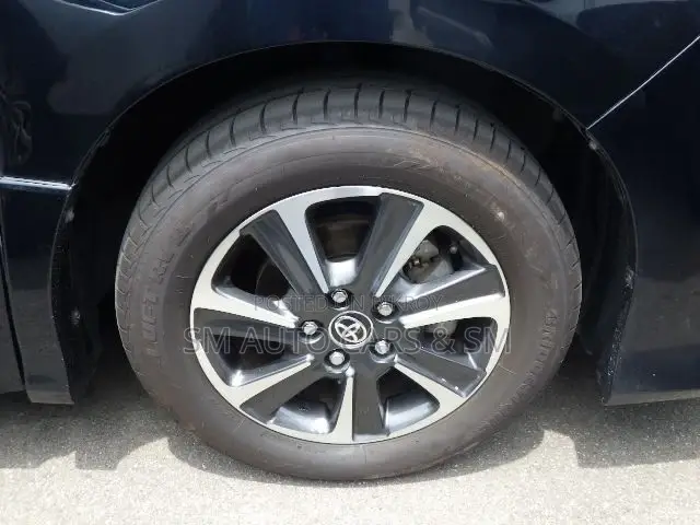Toyota Noah 2.0 Front Wheel Drive (8 Seater) 2021 Matt Black