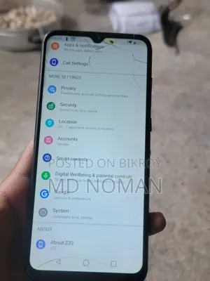 Symphony Z32 32 GB Black