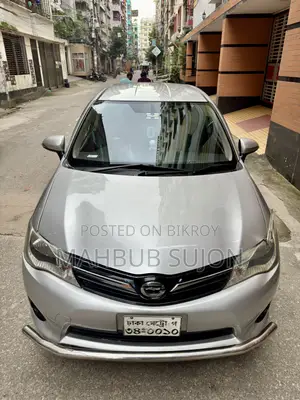 টয়োটা করোলা ফিল্ডার ২০১২ সিলভার