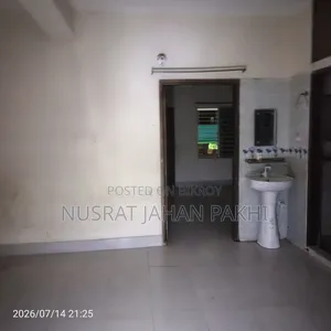 ১লা সেপ্টেম্বর থেকে সাবলেট এক রুম ভাড়া হবে