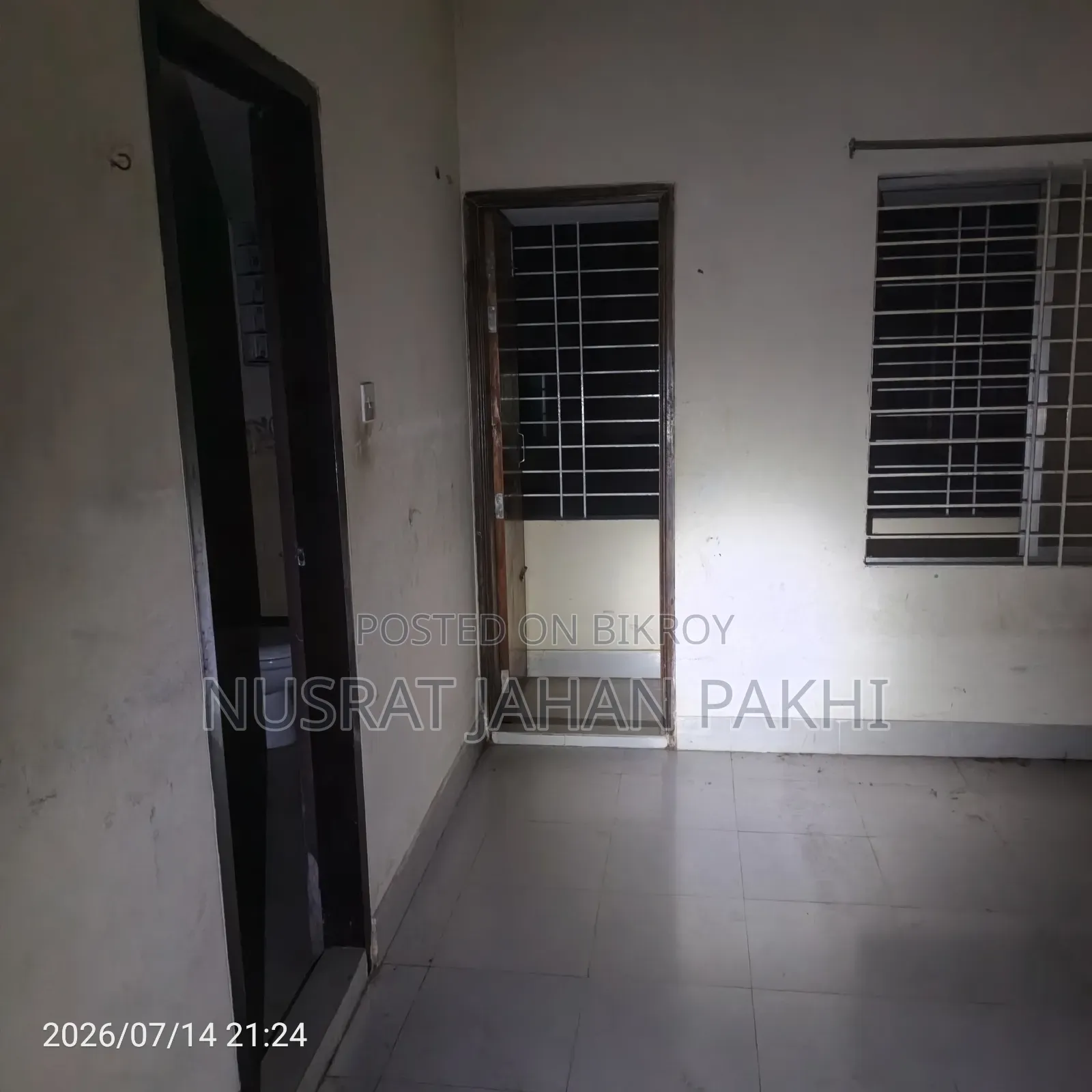১লা সেপ্টেম্বর থেকে সাবলেট এক রুম ভাড়া হবে