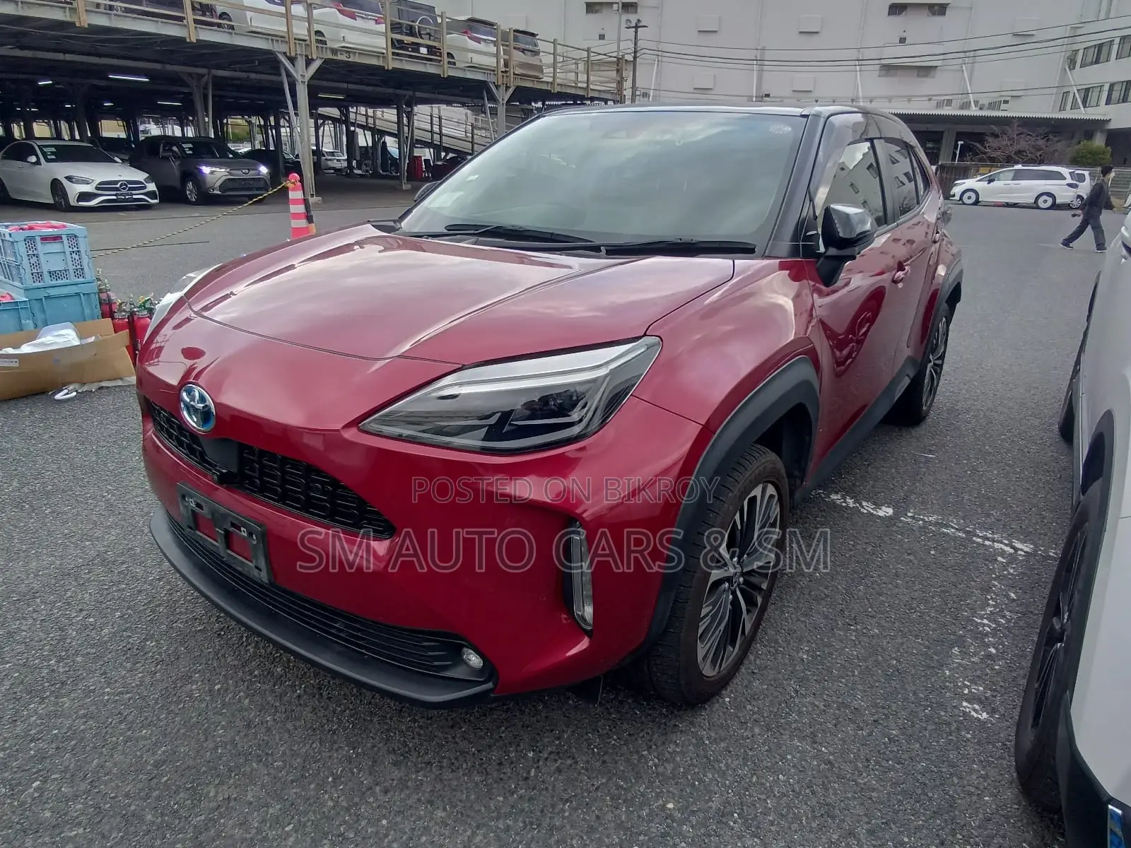 Toyota Yaris Cross 1.5 Hybrid FWD 2021 Red