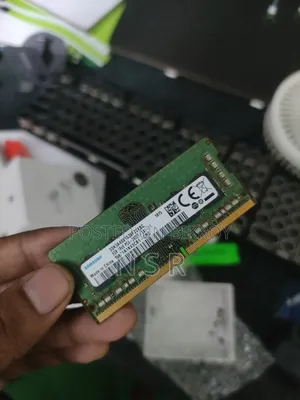SSD 256GB DDR4 RAM 8GB