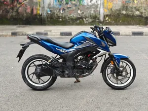 Honda Hornet 2018 Blue