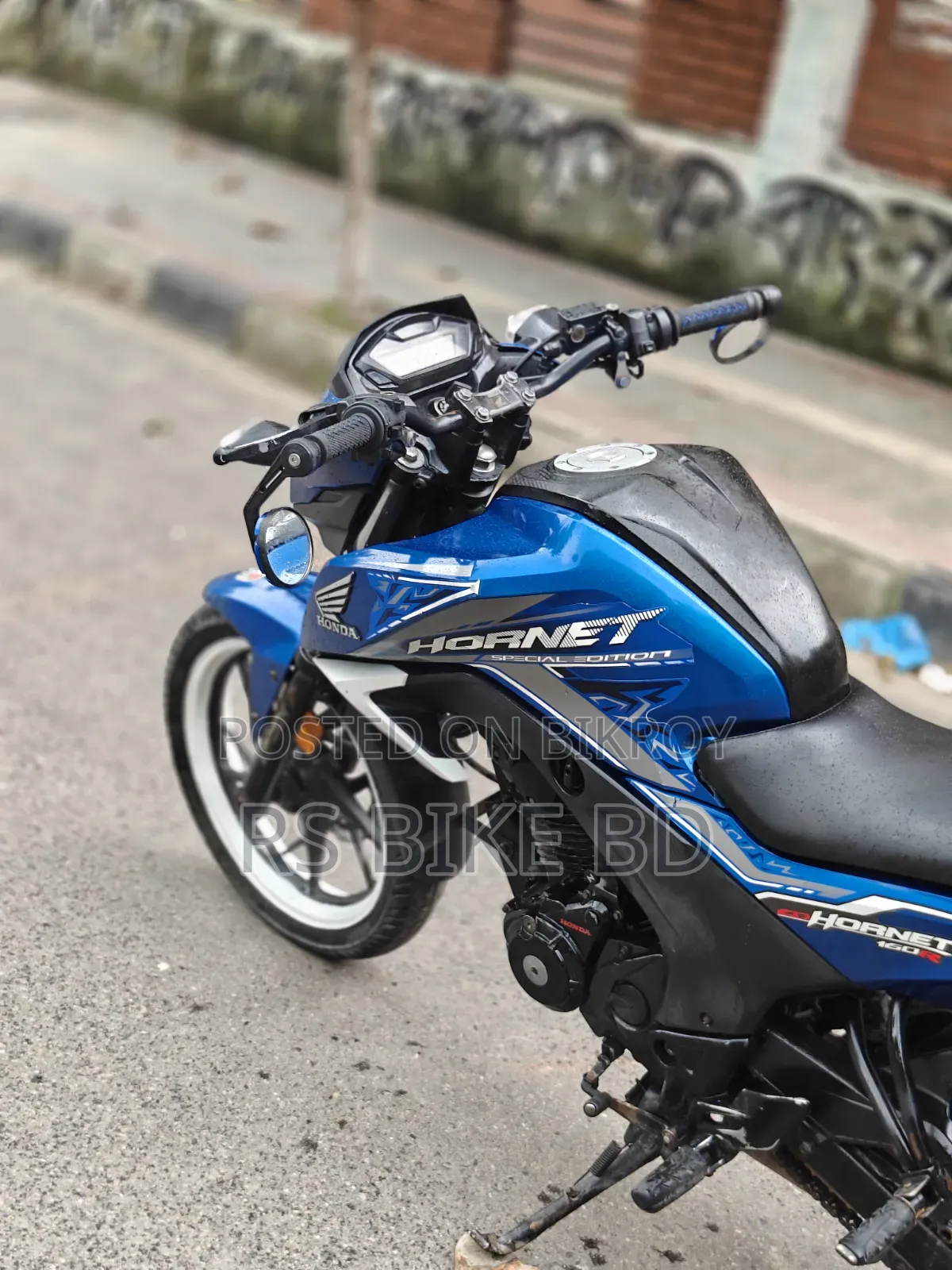 Honda Hornet 2018 Blue