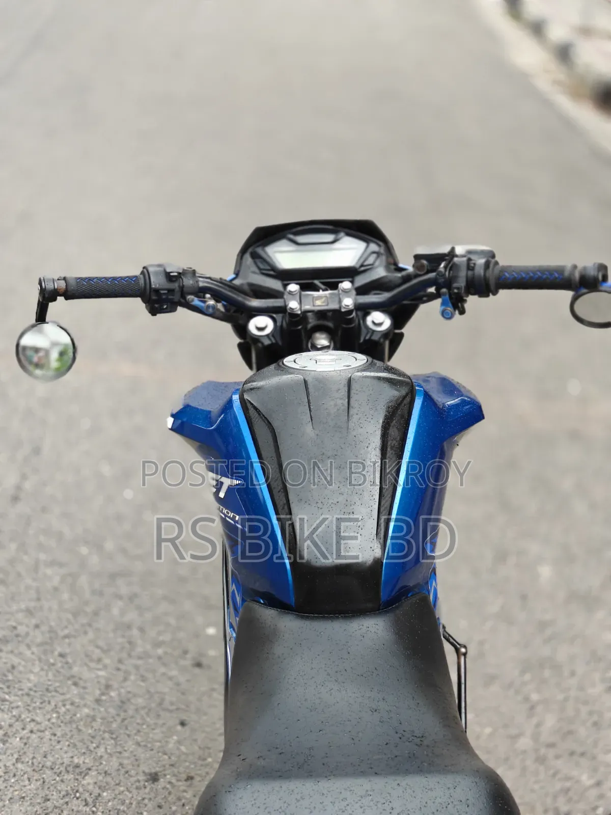 Honda Hornet 2018 Blue