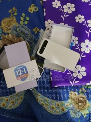 New Tecno Pova 5 256 GB White