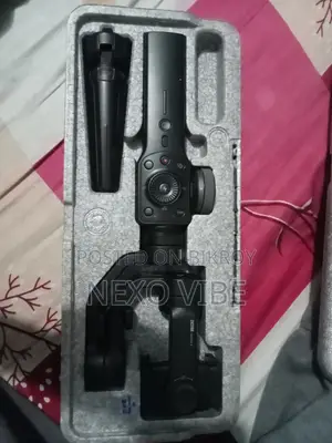 জিইউন স্মুথ ৪ গিম্বল