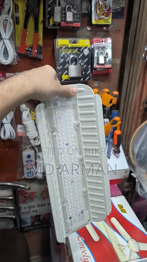 100 Watt LED Halogen