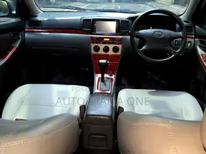 Toyota Corolla Sedan 2005 Silver