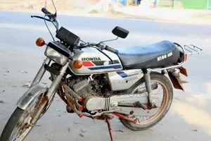Honda CD 2004 Silver