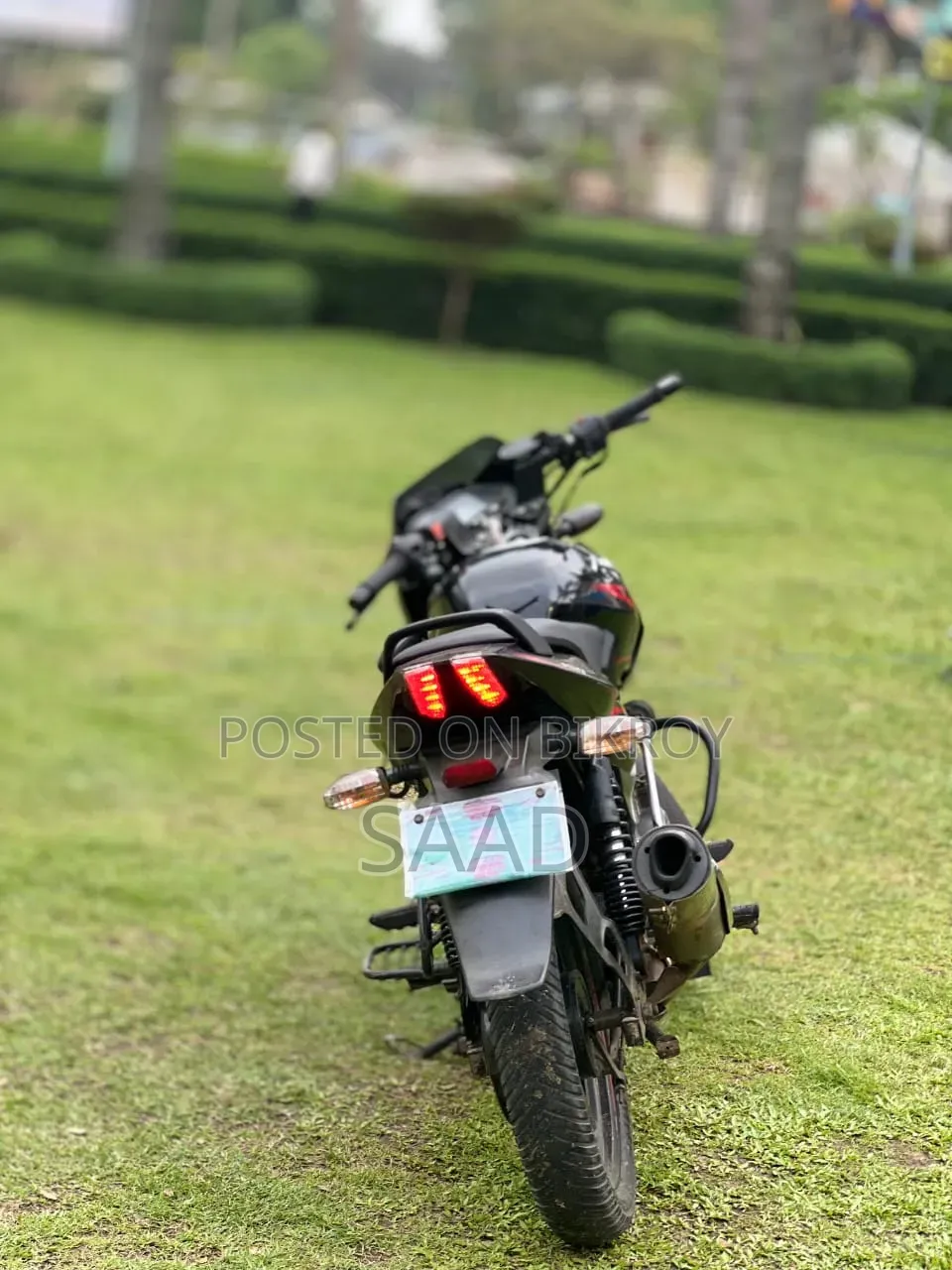 New Bajaj Pulsar 150 2018 Black