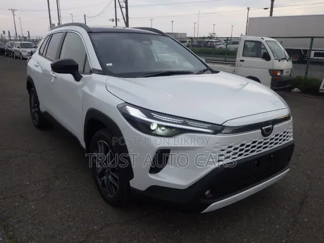 Toyota Corolla Cross 2026 White