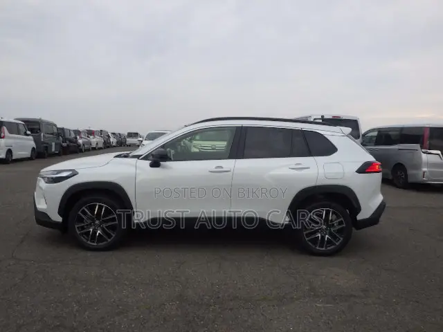 Toyota Corolla Cross 2026 White