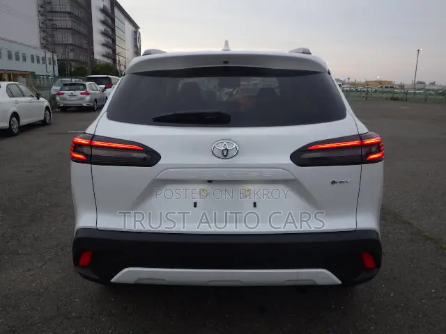Toyota Corolla Cross 2026 White