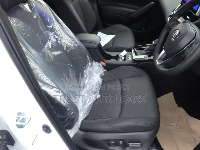 Toyota Corolla Cross 2026 White