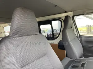 Toyota HiAce 2021 White