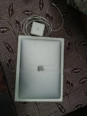 ল্যাপটপ অ্যাপল ম্যাকবুক এয়ার ২০২০ এম১ ৮জিবি অ্যাপল এম১ প্রো এসএসডি ২৫৬জিবি