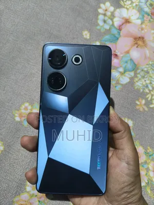 টেকনো ক্যামন ২০ ২৫৬ জিবি ব্লু