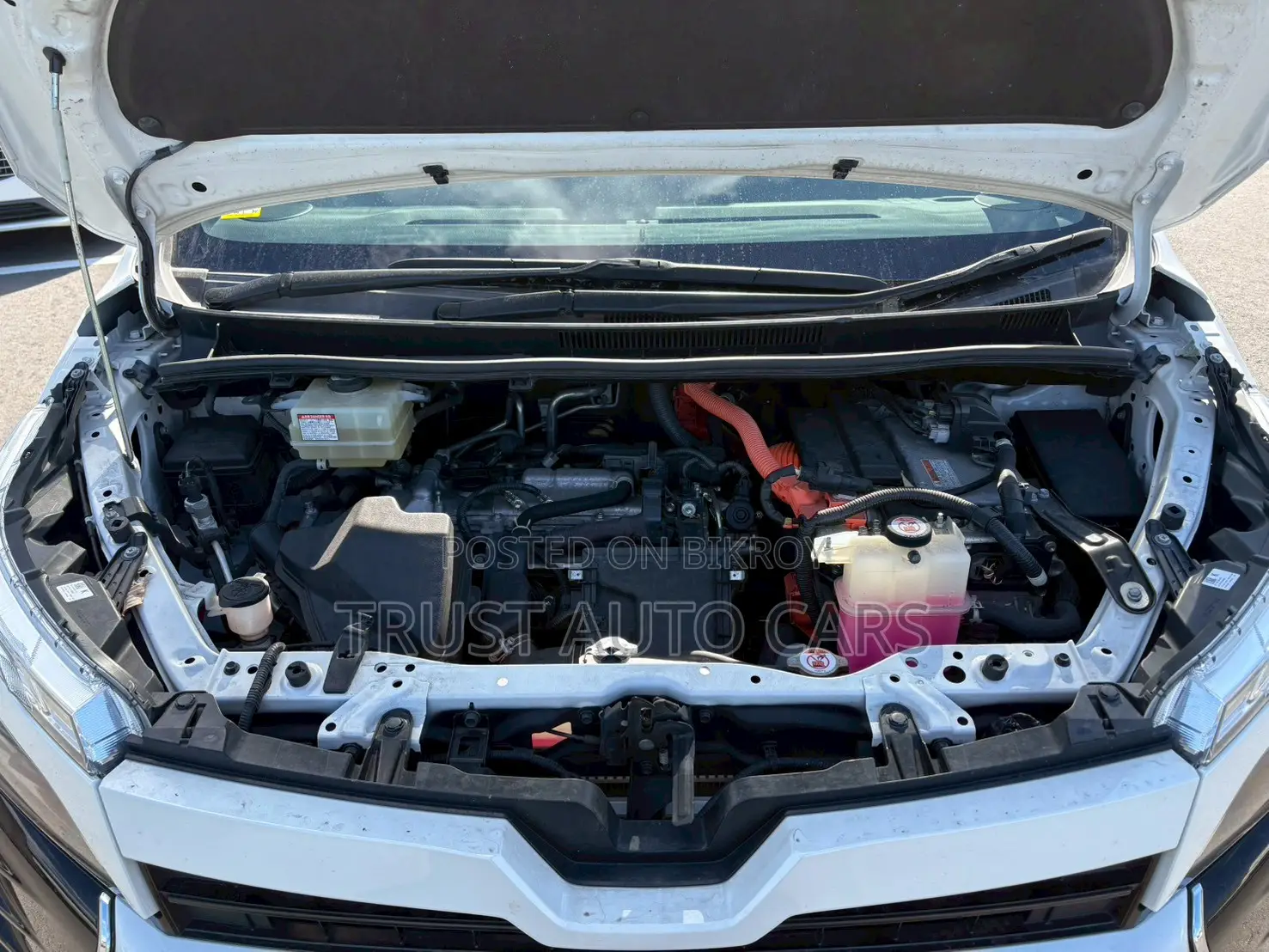 Toyota Voxy 2021 Pearl